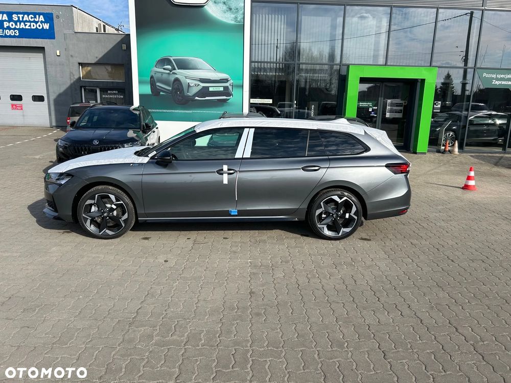 Skoda Superb 2.0 TDI SCR 4x4 Sportline DSG - 2