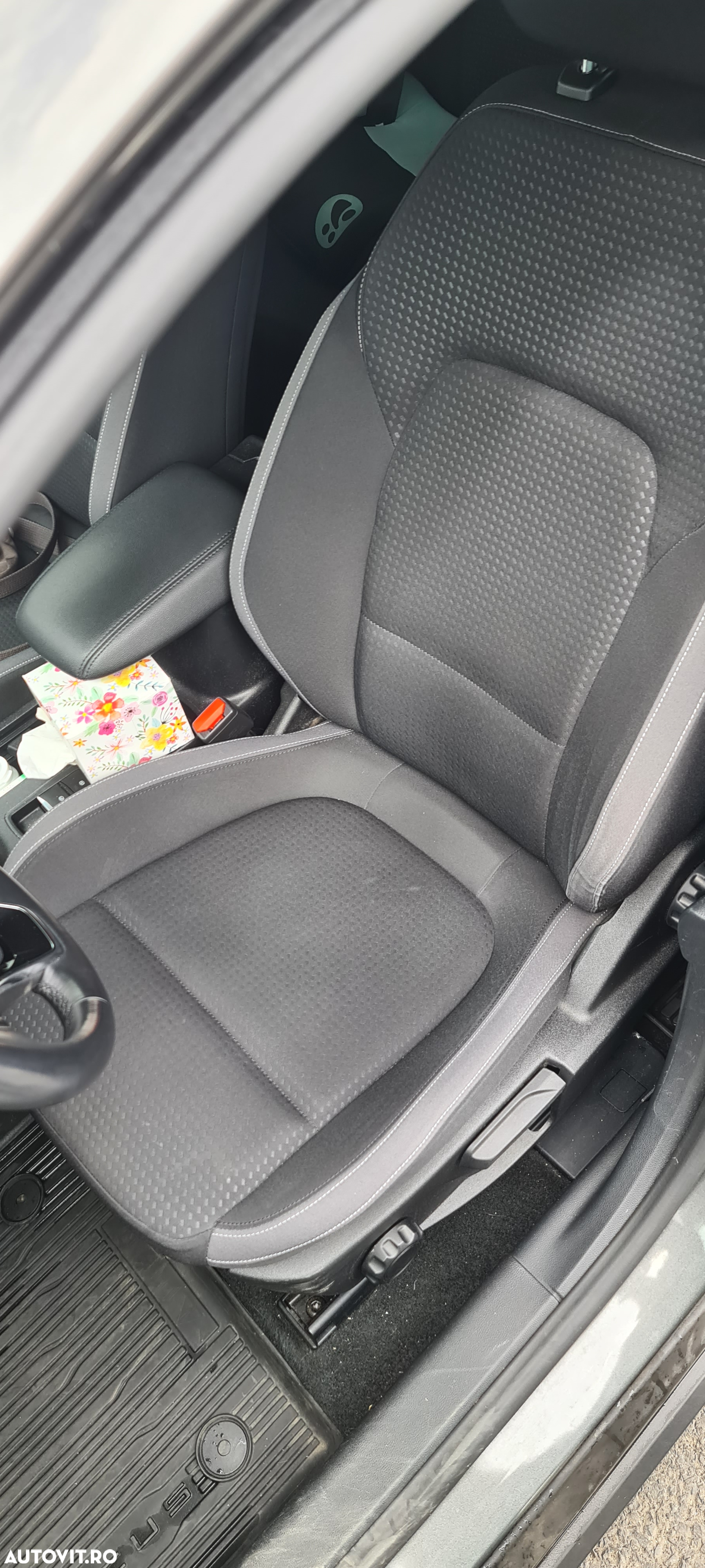 Ford Focus 1.0 EcoBoost Start-Stopp-System COOL&CONNECT DESIGN - 28