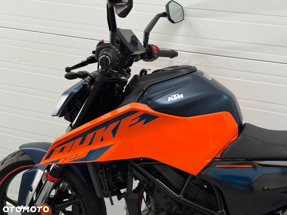 KTM Duke 125 - 23
