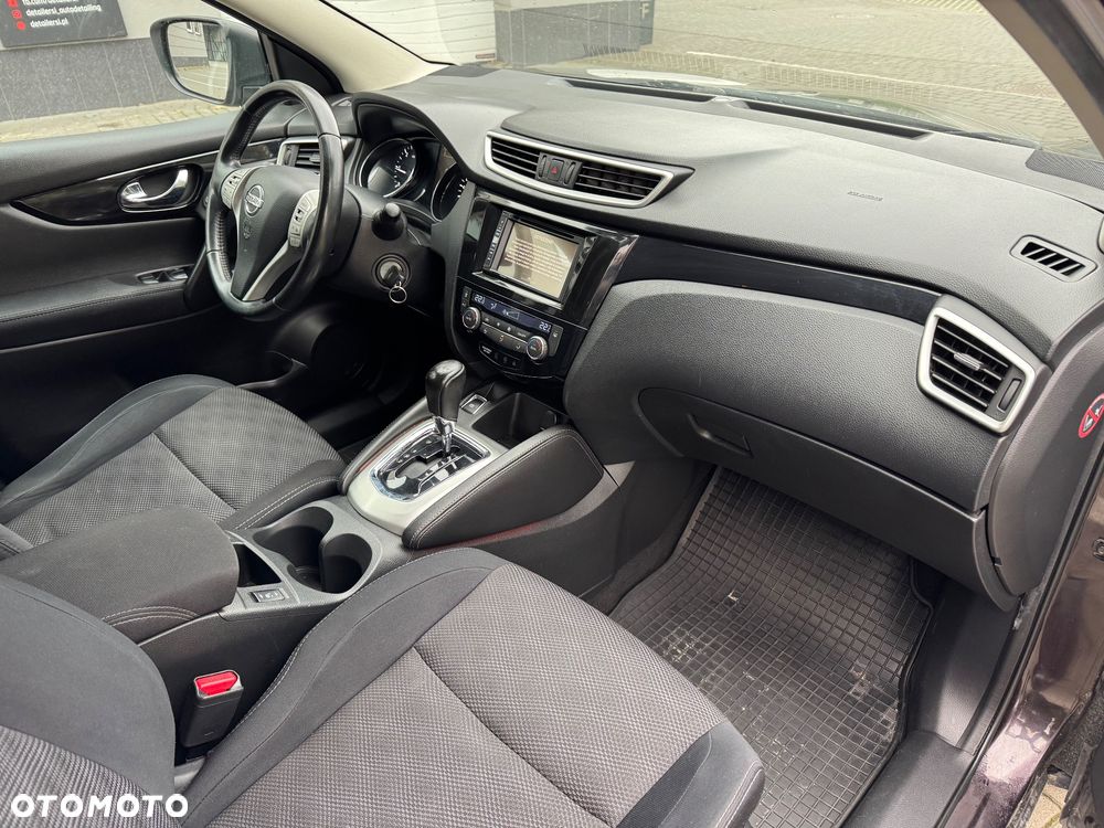 Nissan Qashqai 1.6 DCi Xtronic N-Connecta - 13