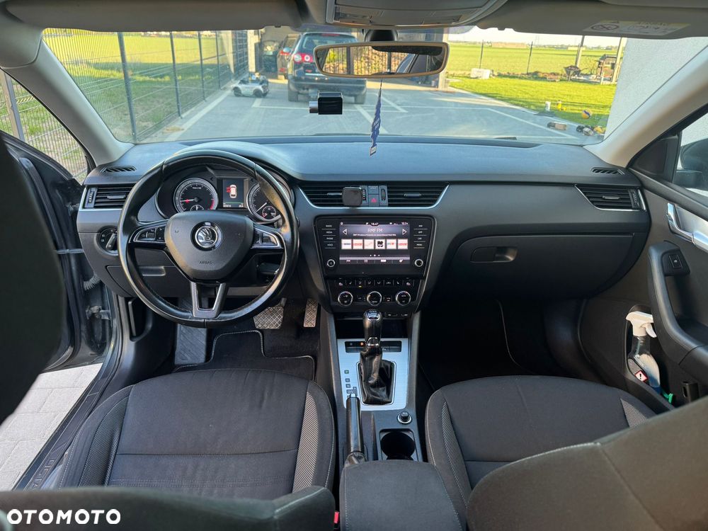 Skoda Octavia 2.0 TDI Ambition DSG - 7