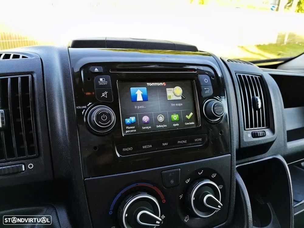 Peugeot Boxer L2H2 335 2.0 Bluehdi - 13