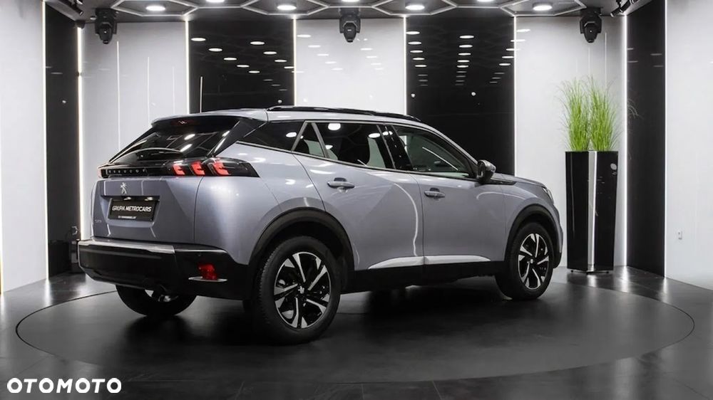 Peugeot 2008 1.2 PureTech Allure S&S EAT8 - 3