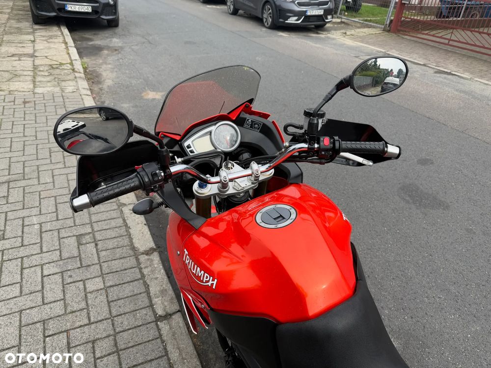 Triumph Tiger - 9
