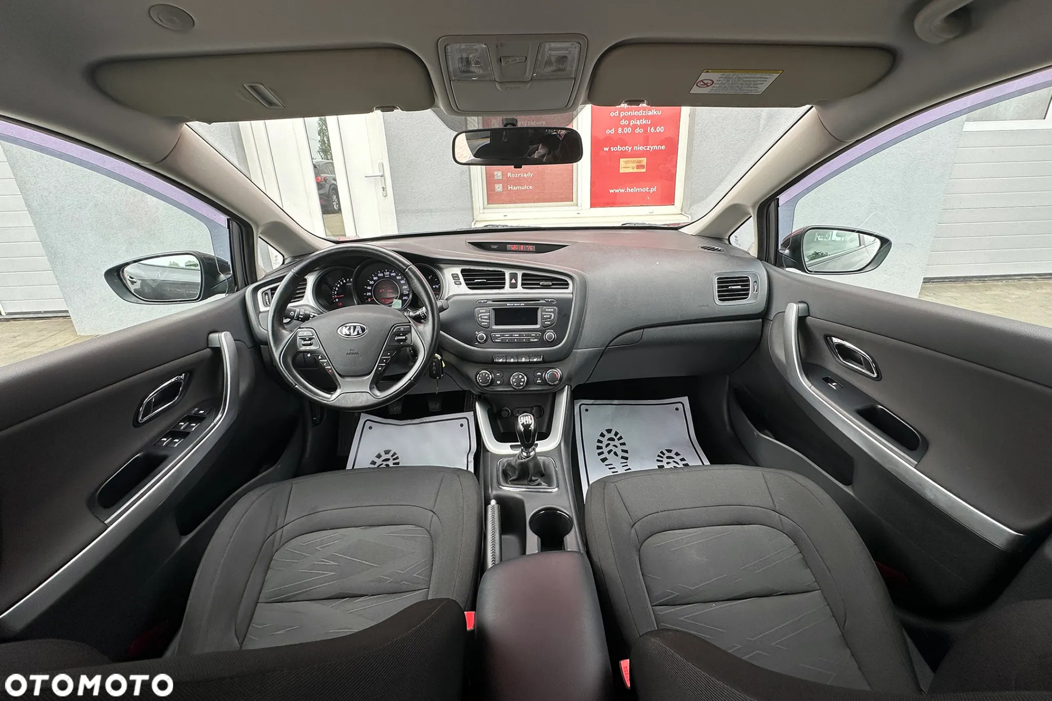 Kia Ceed - 29