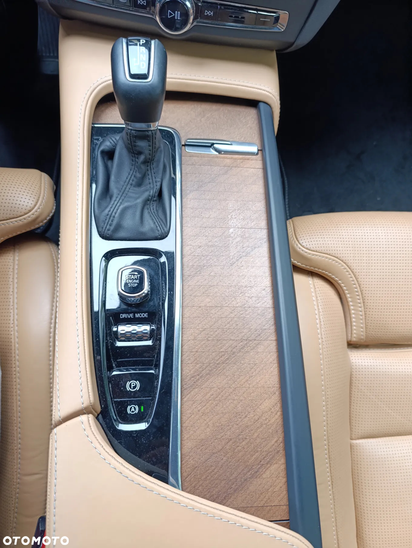 Volvo S90 D5 AWD Inscription - 16