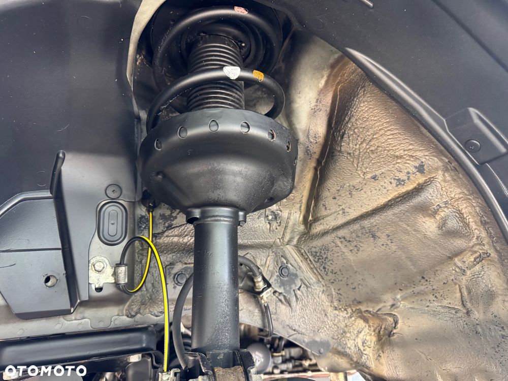 Subaru Outback 2.5RC NAV - 37