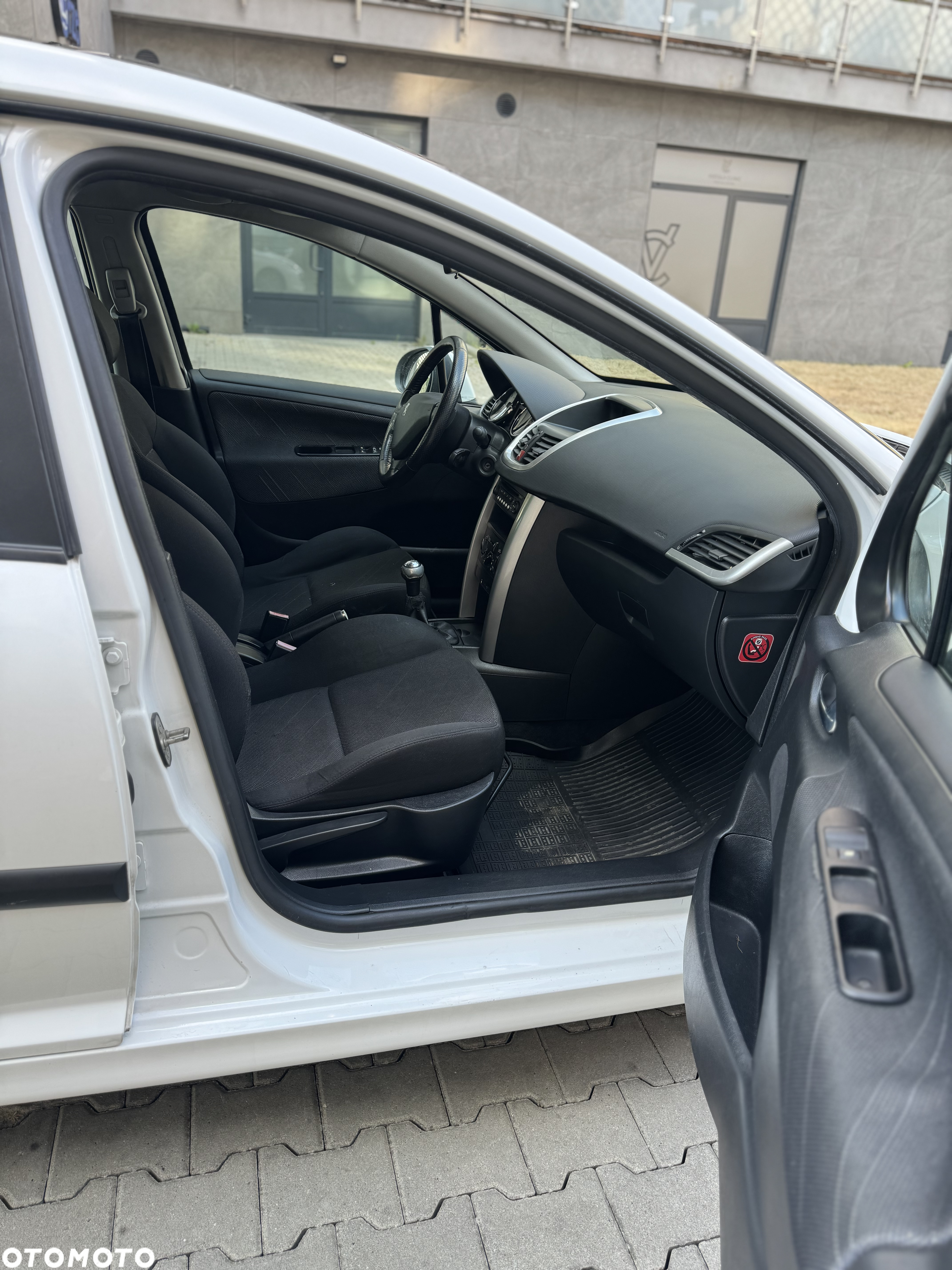 Peugeot 207 SW 120 VTi Premium - 10