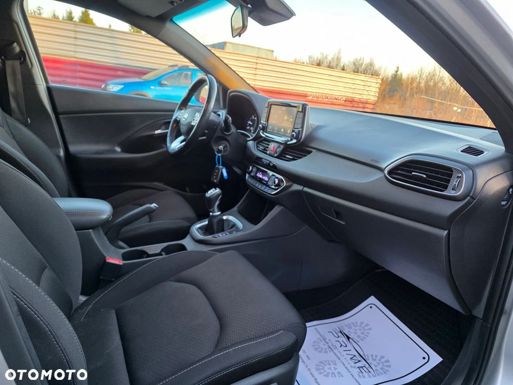 Hyundai i30 1.6 D Comfort - 15