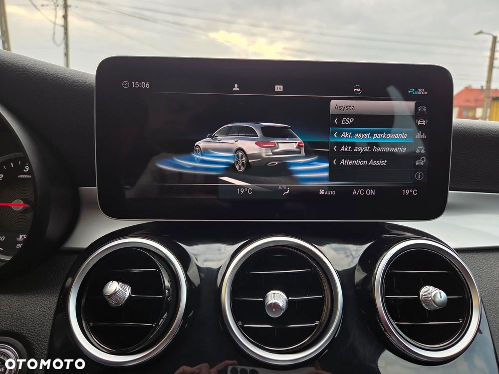 Mercedes-Benz Klasa C 200 d 9G-TRONIC - 27