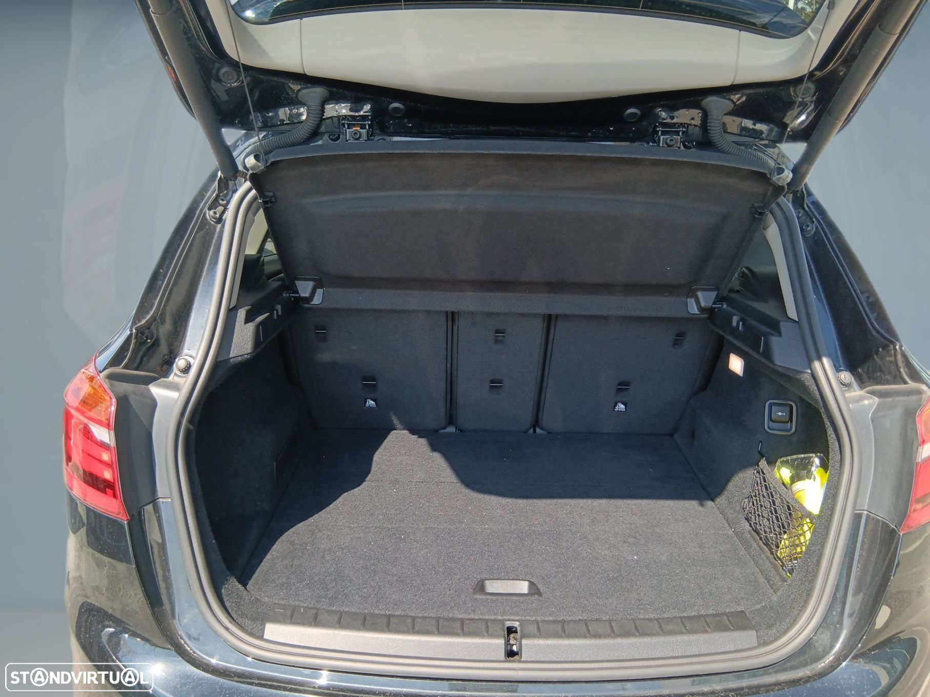 BMW 216 Active Tourer d Line Sport Auto - 18