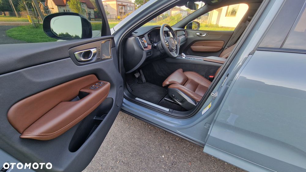 Volvo XC 60 B5 B AWD Geartronic Inscription - 12