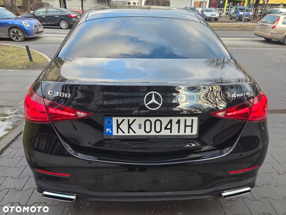 Mercedes-Benz Klasa C 300 4MATIC 9G-TRONIC - 11