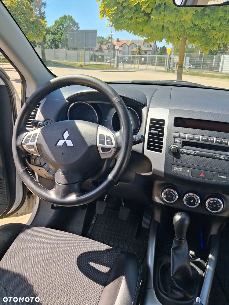 Mitsubishi Outlander 2.0 2WD - 7
