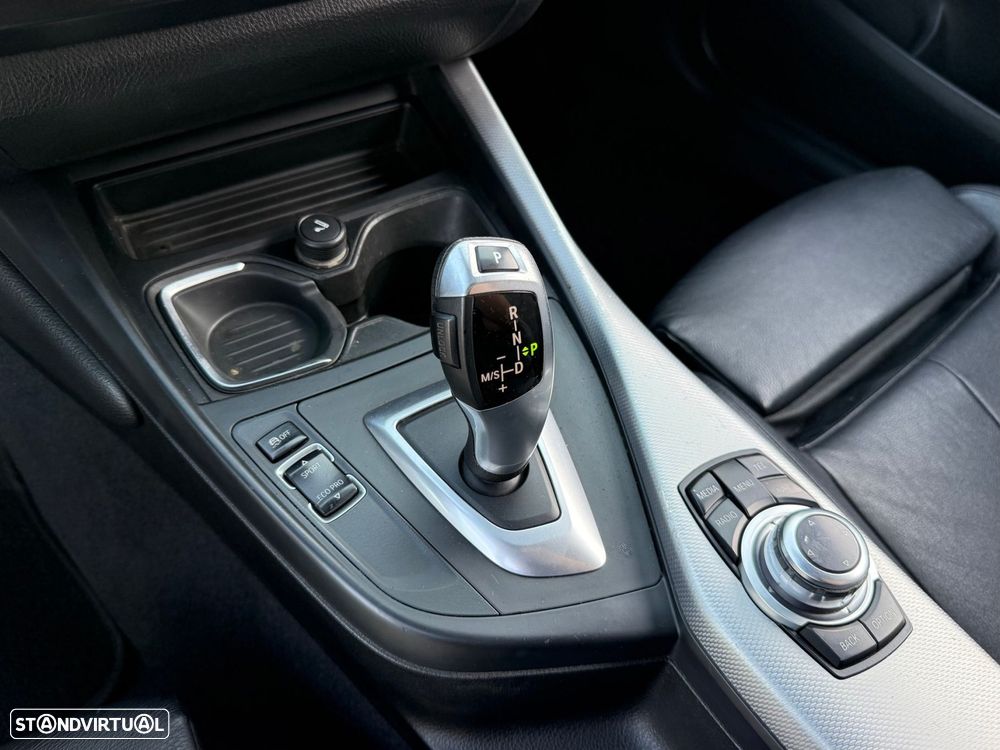 BMW 125 dA Pack M - 17