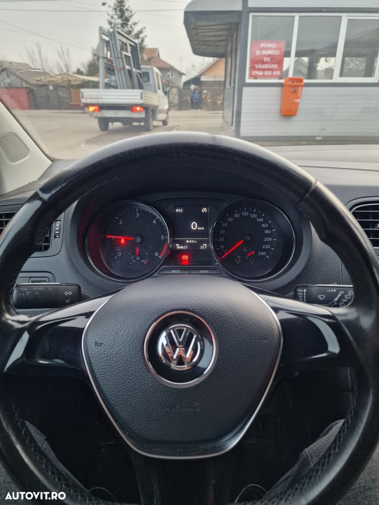 Volkswagen Polo 1.4 TDI (Blue Motion Technology) Highline - 6