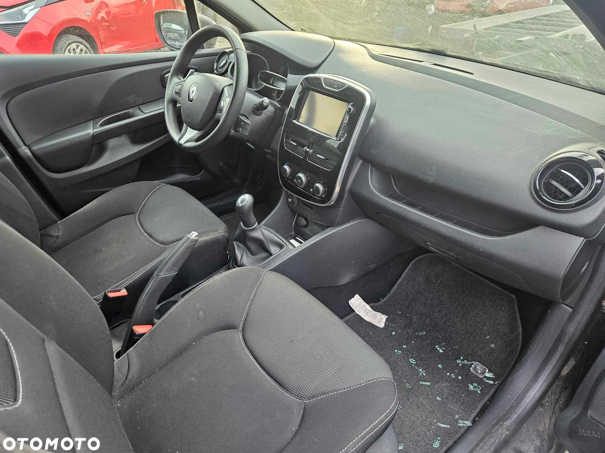 Renault Clio (Energy) dCi 90 Start & Stop INTENS - 11