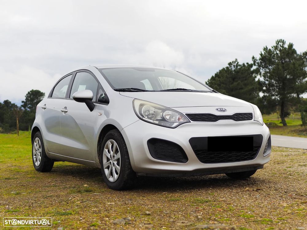 Kia Rio 1.1 CRDi EX - 10