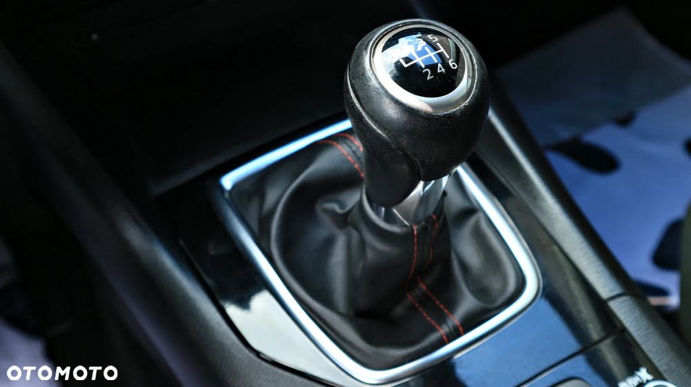 Mazda 3 2.0 Skyenergy - 26