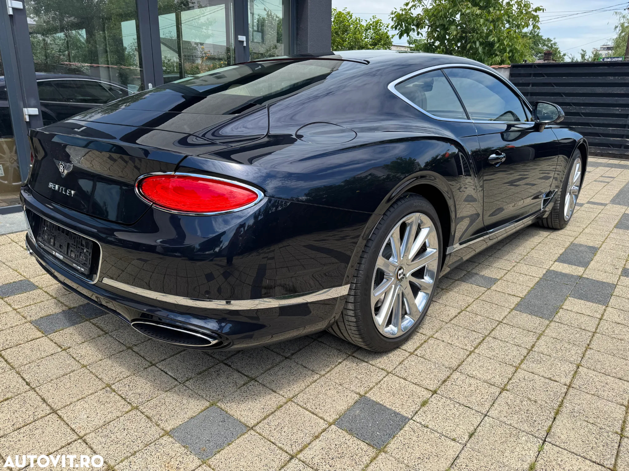 Bentley Continental - 7