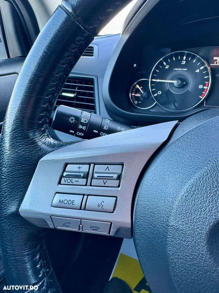 Subaru Legacy Kombi 2.0D Sport - 37