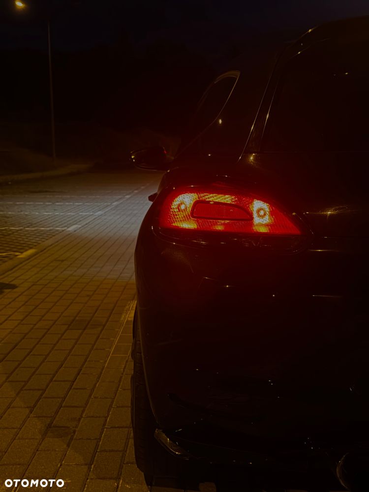 Volkswagen Scirocco 2.0 TDI - 14