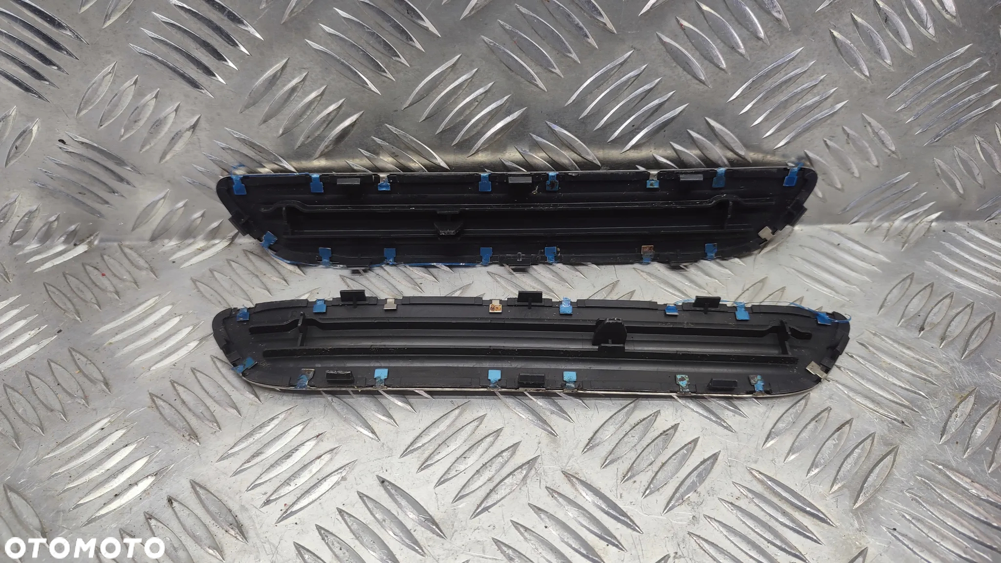 VW TOUAREG 7P 10-18R LISTWY NAKLADKI OZDOBNE PROGOWE KOMPLET 2389-0010 - 7