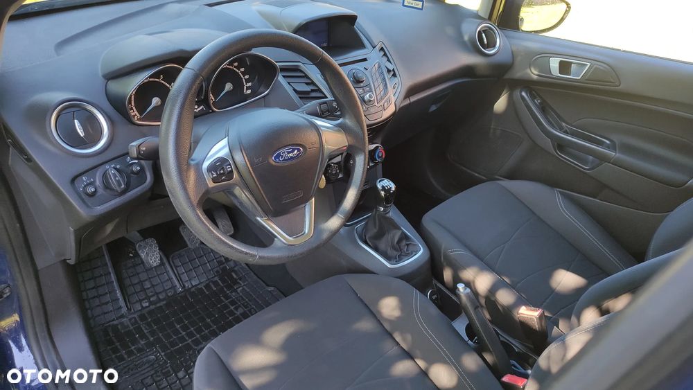 Ford Fiesta - 12
