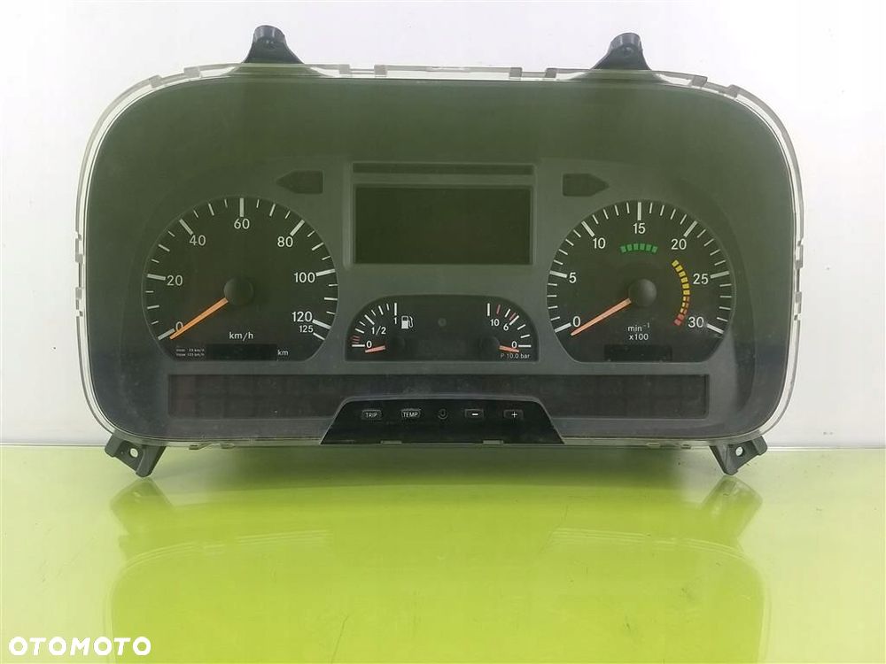 Licznik ZEGARY Mercedes Atego 4.3D 175KM 2004-2013  07274-0290 DAIMLER - 2
