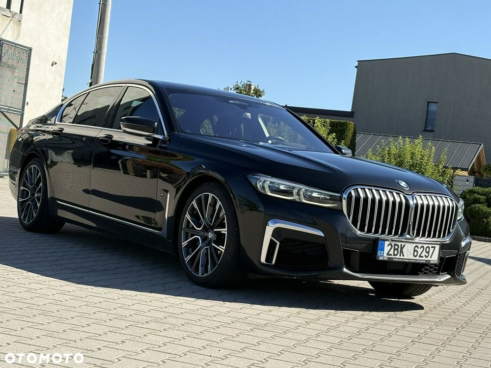 BMW Seria 7 2019 photo 3