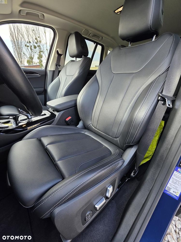 BMW X3 xDrive20d Business Edition - 13