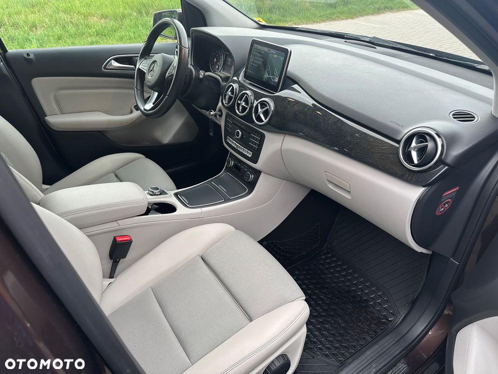 Mercedes-Benz Klasa B 180 (CDI) d 7G-DCT - 6