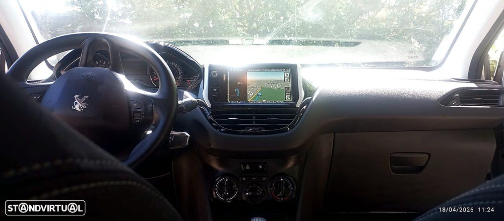 Peugeot 208 PureTech 82 Active - 14