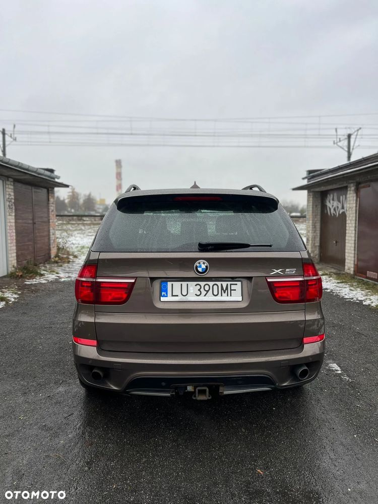 BMW X5 xDrive35i - 12