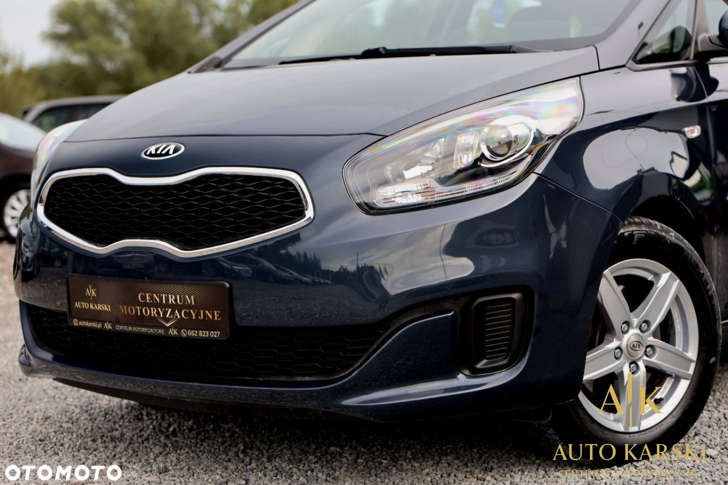 Kia Carens - 10