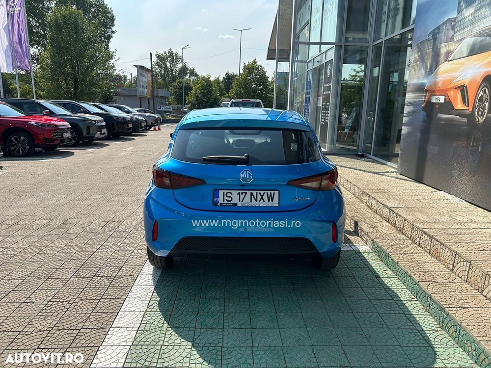 MG MG3 1.5L MT Explore - 2