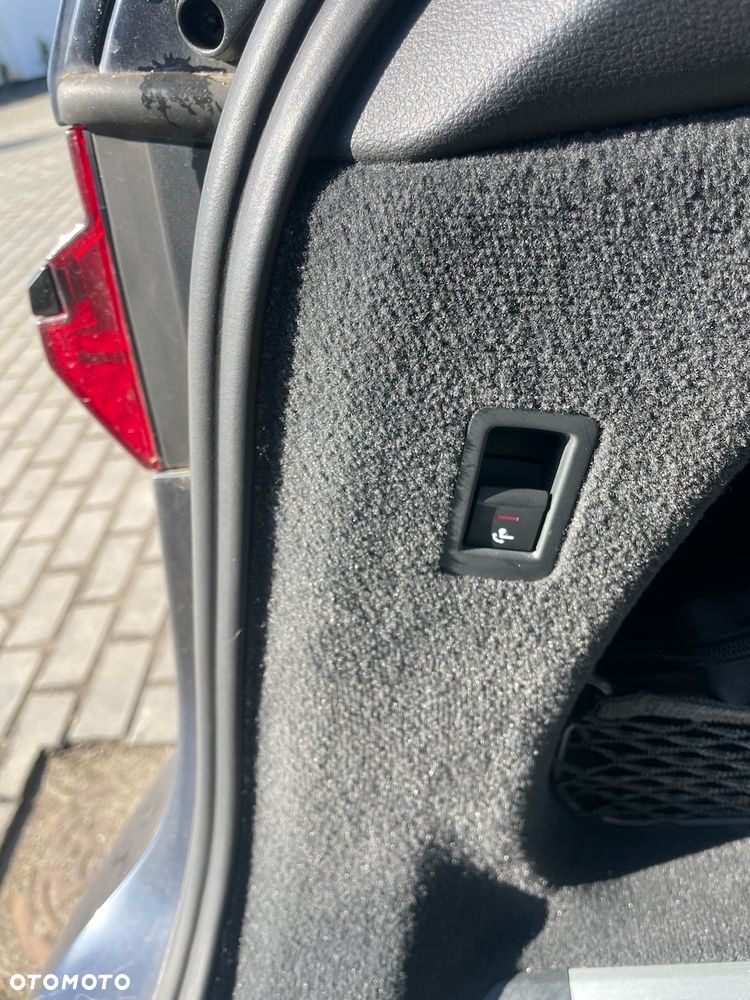 Audi A6 Avant - 29