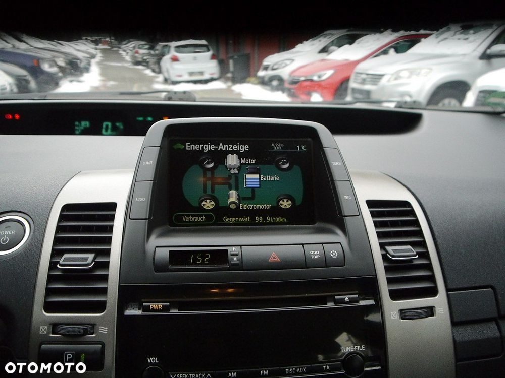 Toyota Prius 1.5 VVT-i Sol - 20