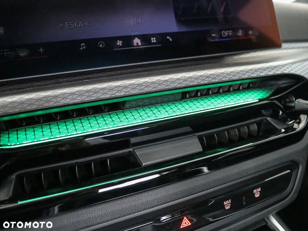 BMW Seria 3 320i xDrive M Sport - 16