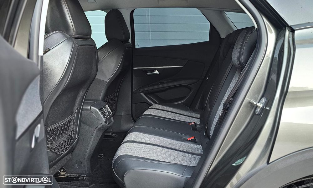 Peugeot 3008 1.5 BlueHDi Allure Pack - 16