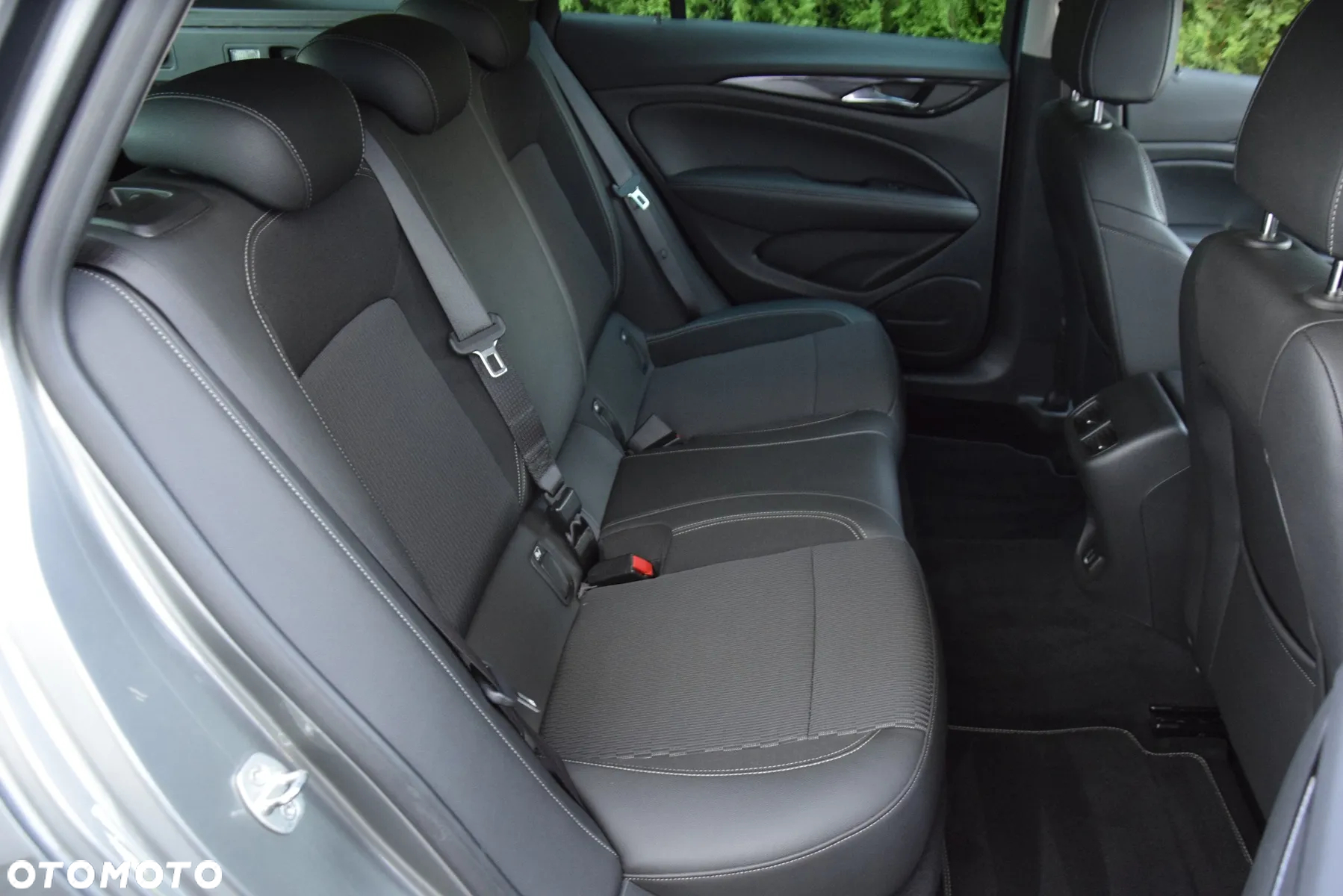 Opel Insignia Sports Tourer 2.0 Diesel Exclusive - 27