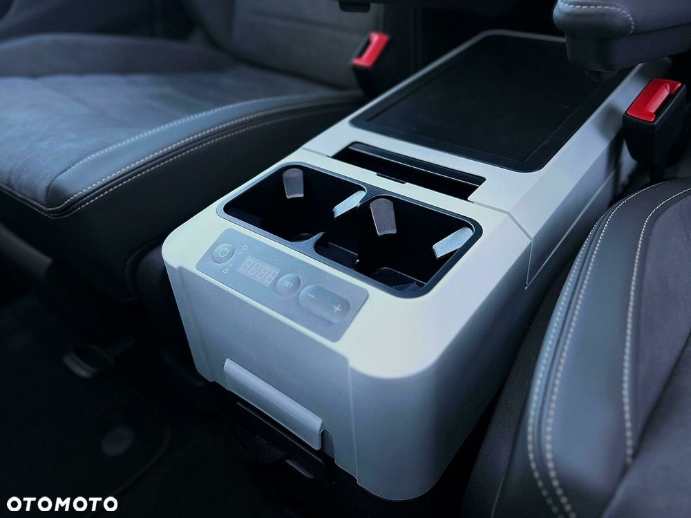 Volkswagen California - 40