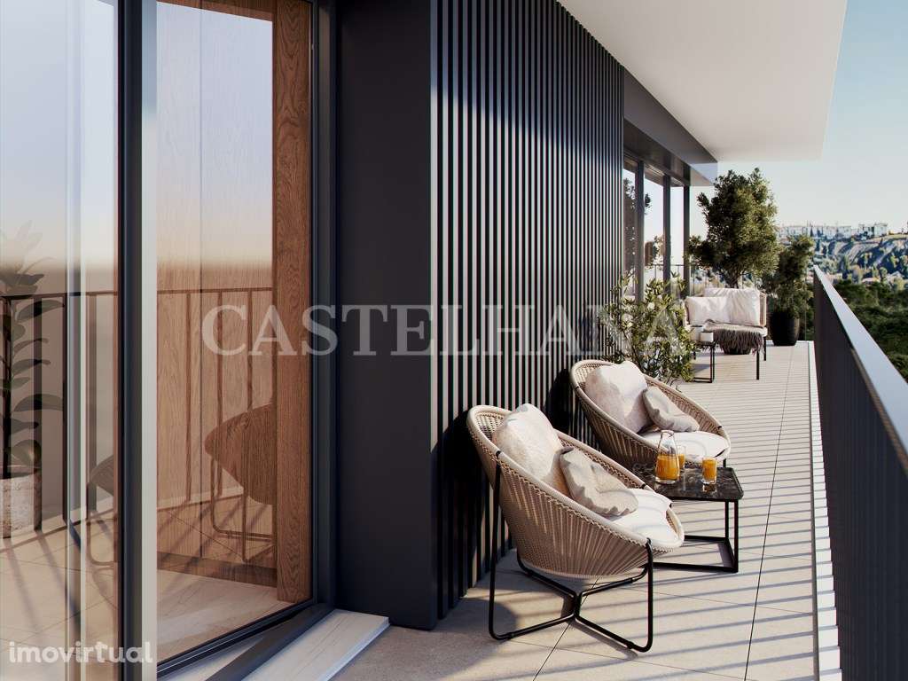 Apartamento T3 com varanda e estacionamento no Campo Grande - Grande imagem: 2/80