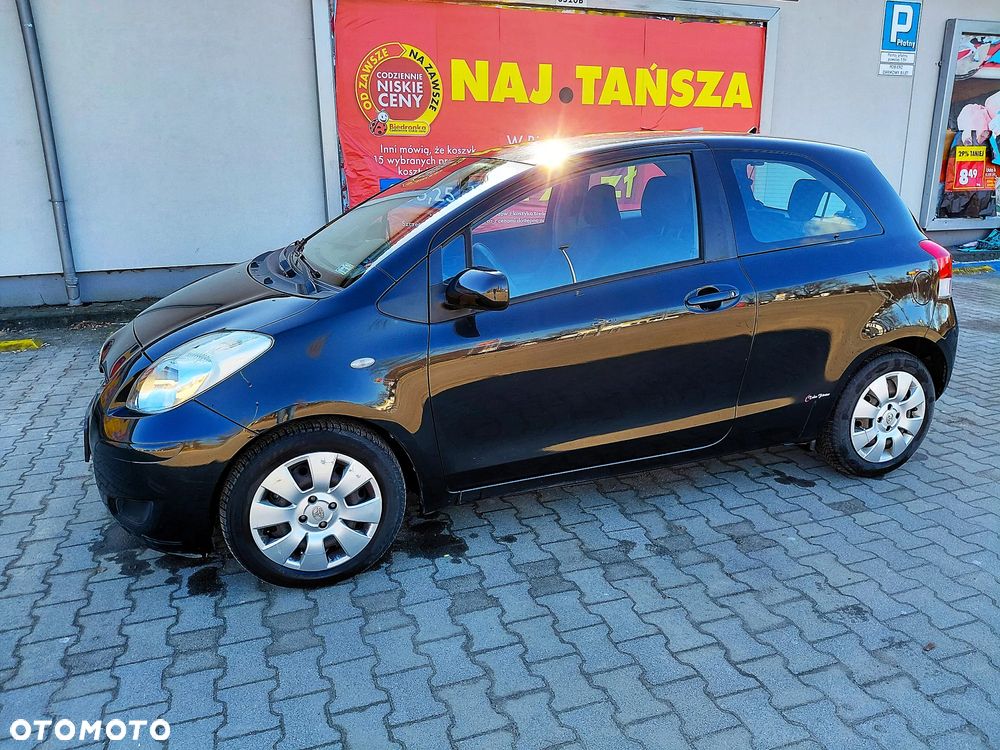Toyota Yaris 1.33 Luna - 1