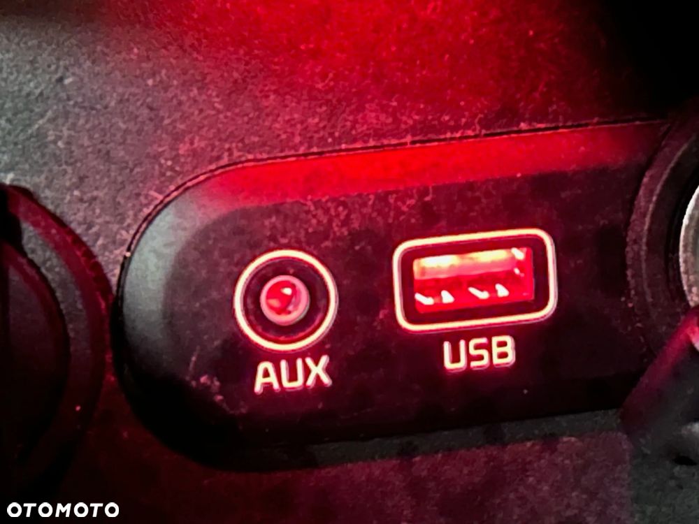 Kia Ceed 1.6 CRDi GT Line - 22