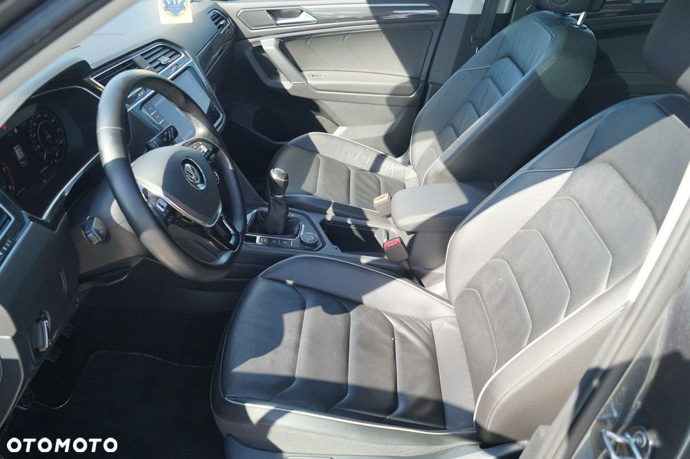 Volkswagen Tiguan Allspace - 14