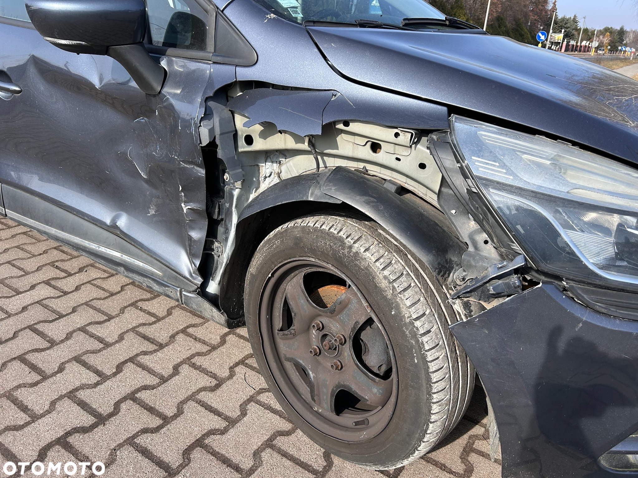 Renault Clio dCi 90 Dynamique - 4