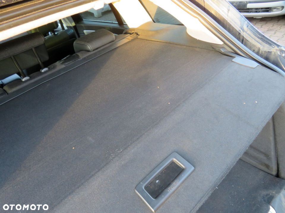 ROLETA BAGAŻNIKA LAGUNA III PH1 KOMBI 799220003R RENAULT 2007-2012 - 2