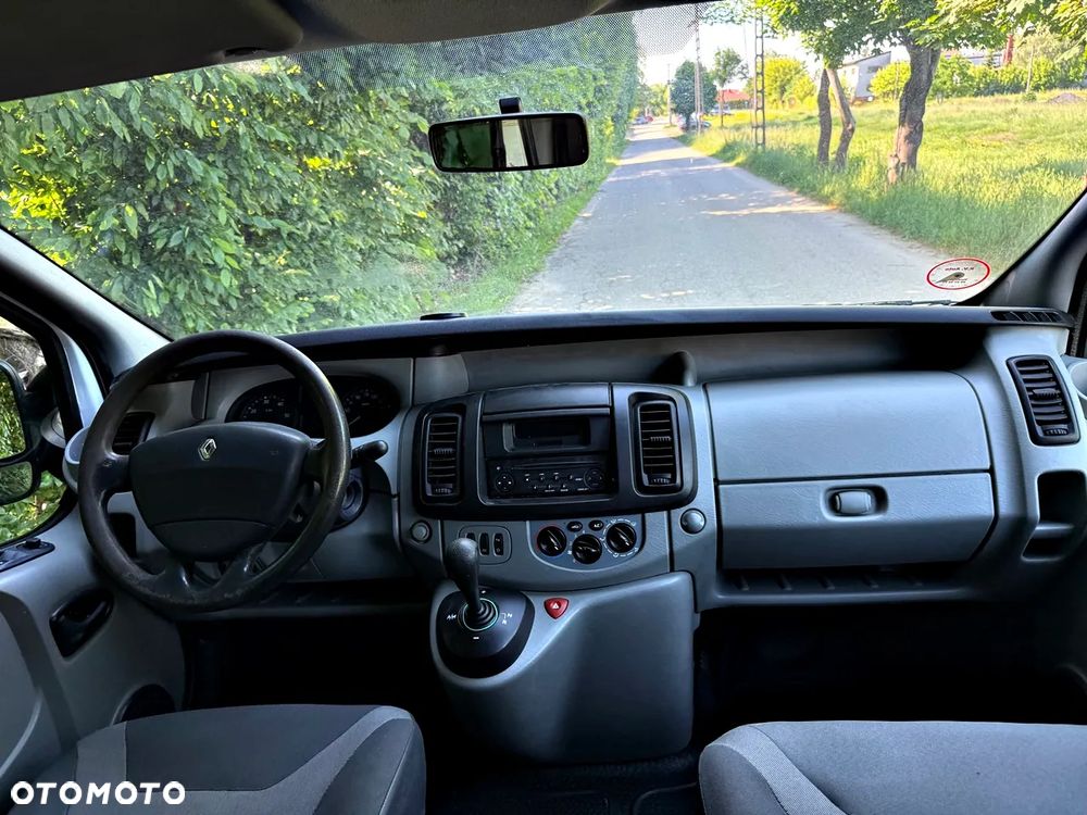 Opel vivaro - 9