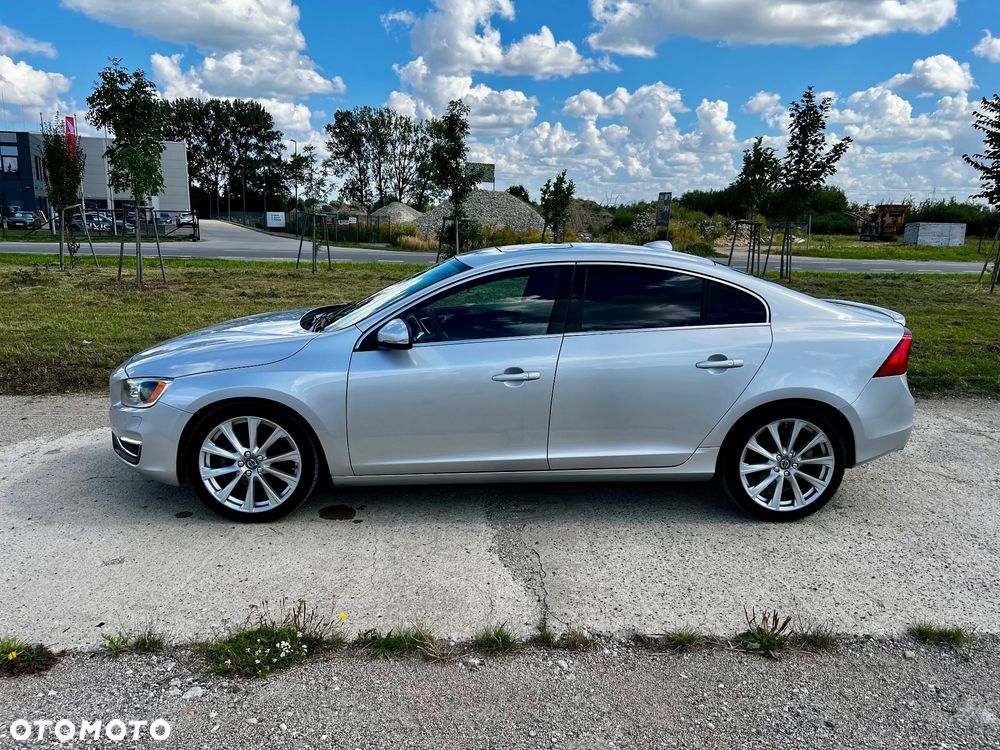 Volvo S60 T5 Geartronic Momentum - 4